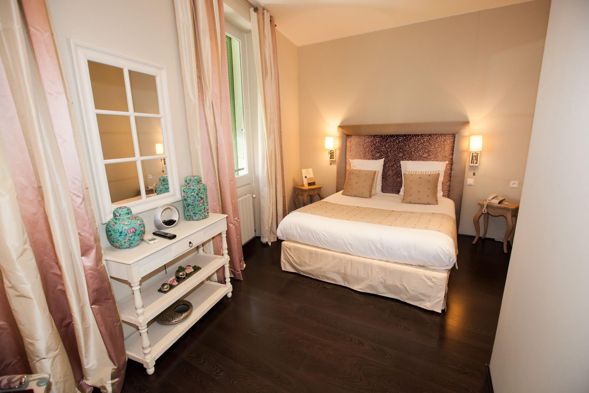 Paris Rome Hotel Menton Eksteriør billede