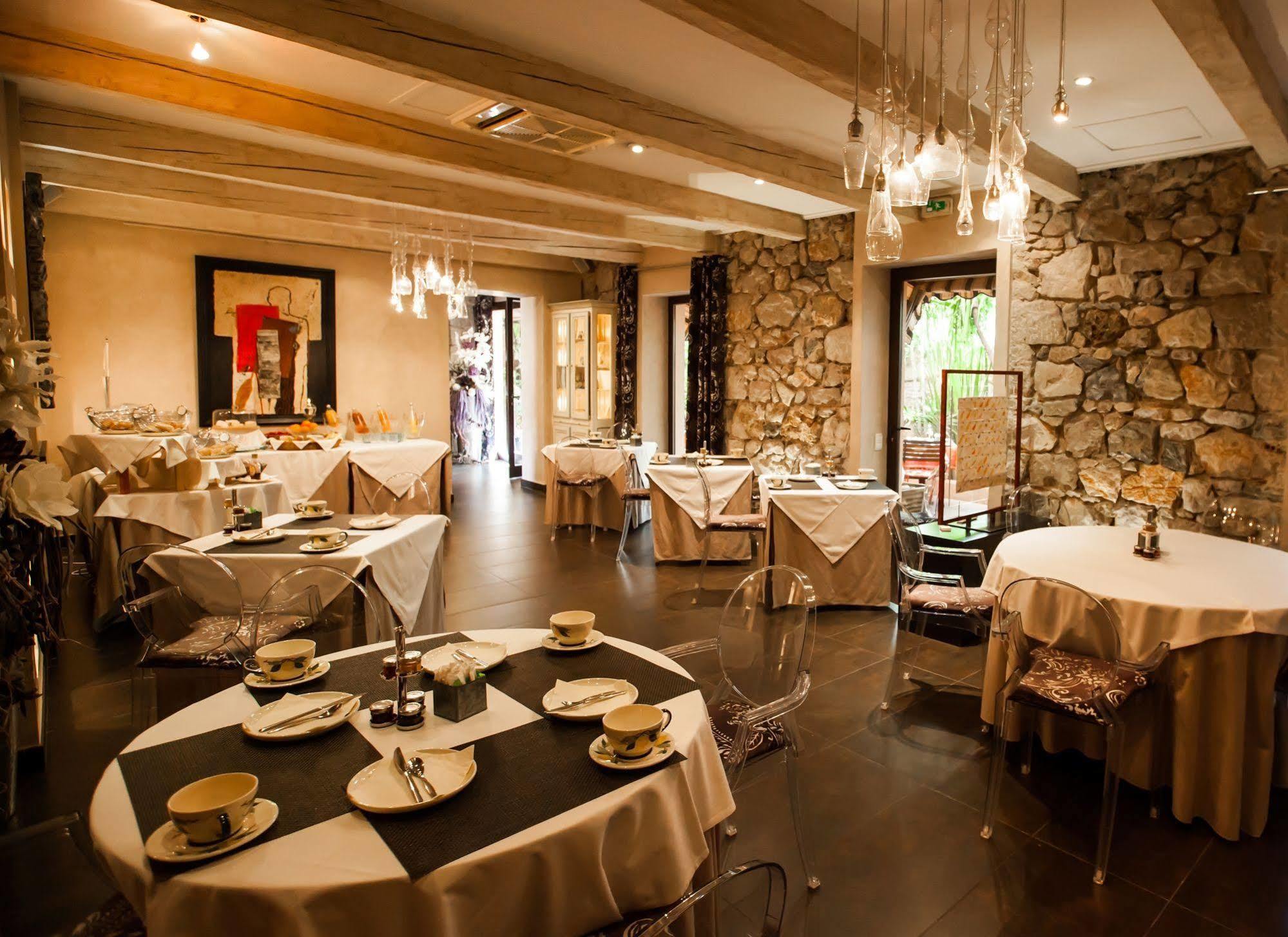 Paris Rome Hotel Menton Eksteriør billede
