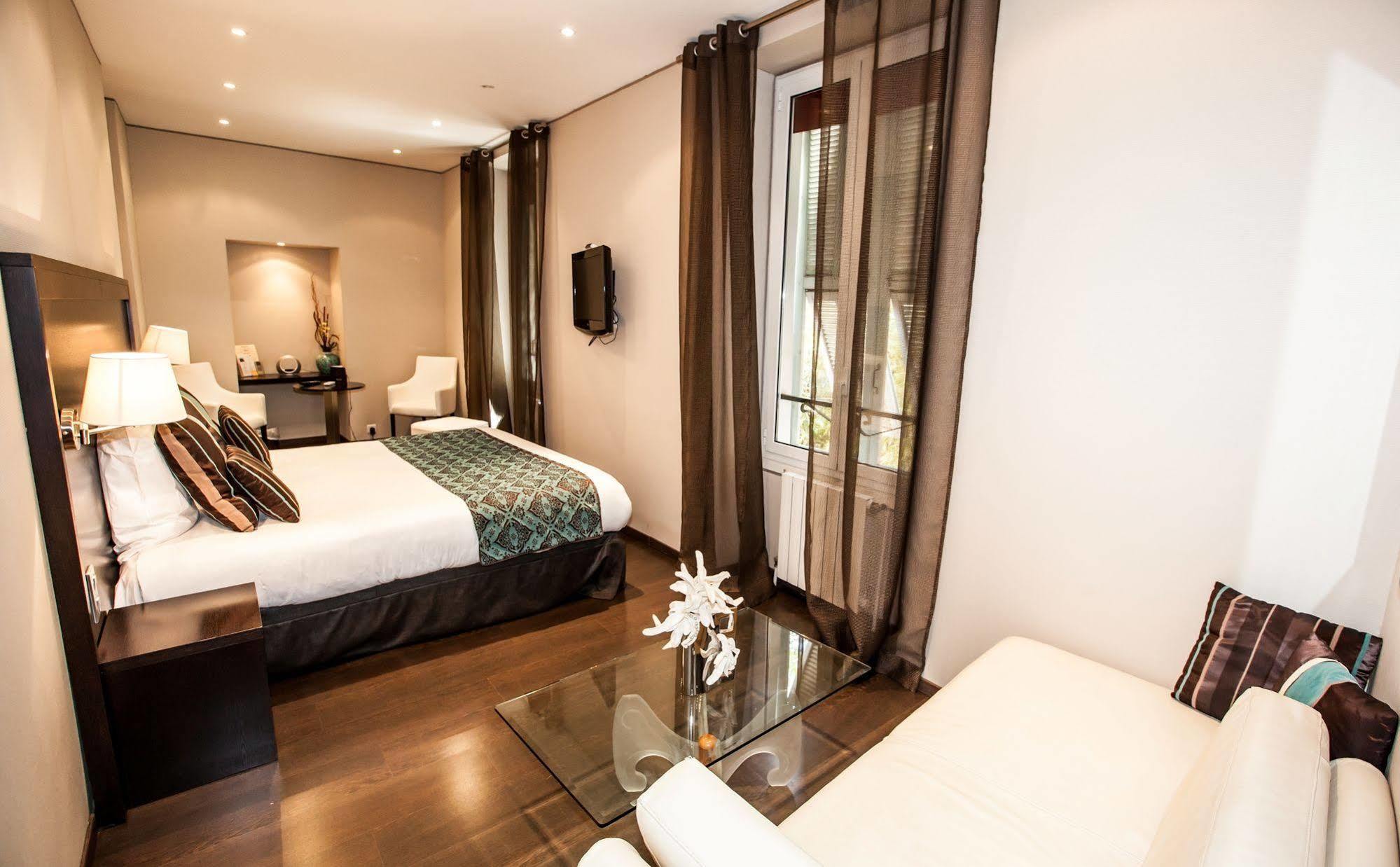 Paris Rome Hotel Menton Eksteriør billede